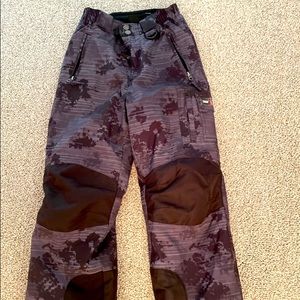 Free goggles helmet!! Snowboard ski jacket, layer jacket, snowboard pant bundle